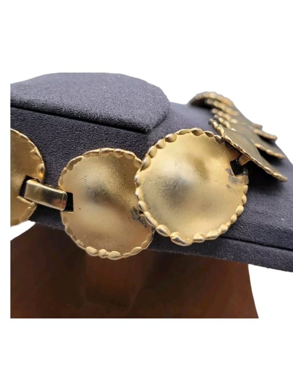 DESIGNER 1980s LARGE DISC Collar Vintage Statement Necklace 18" Matte Gold Tone - Picture 6 of 16